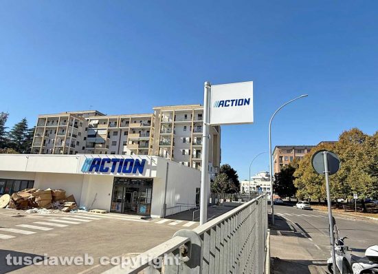 Viterbo - Action apre in via Polidori