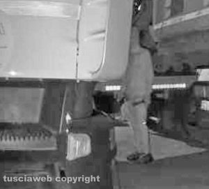 Civitavecchia - Malviventi in azione in un'azienda di materiale elettrico