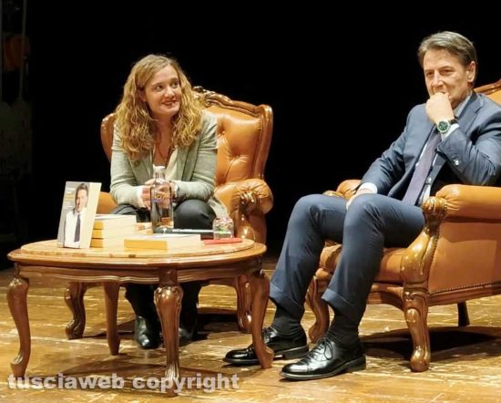 Viterbo - Giuseppe Conte al teatro San Leonardo