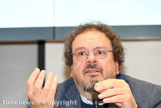 Il filosofo Gino Roncaglia