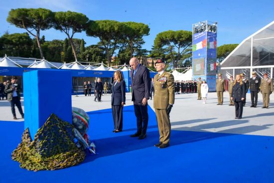 Roma - Crosetto al Villaggio della difesa al Circo Massimo