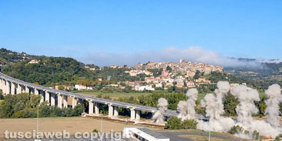 Orte - Viadotto Tevere, demolite le prime 13 campate